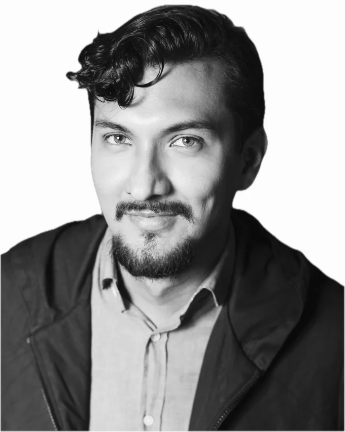 Retrato en blanco y negro de David Chinchilla